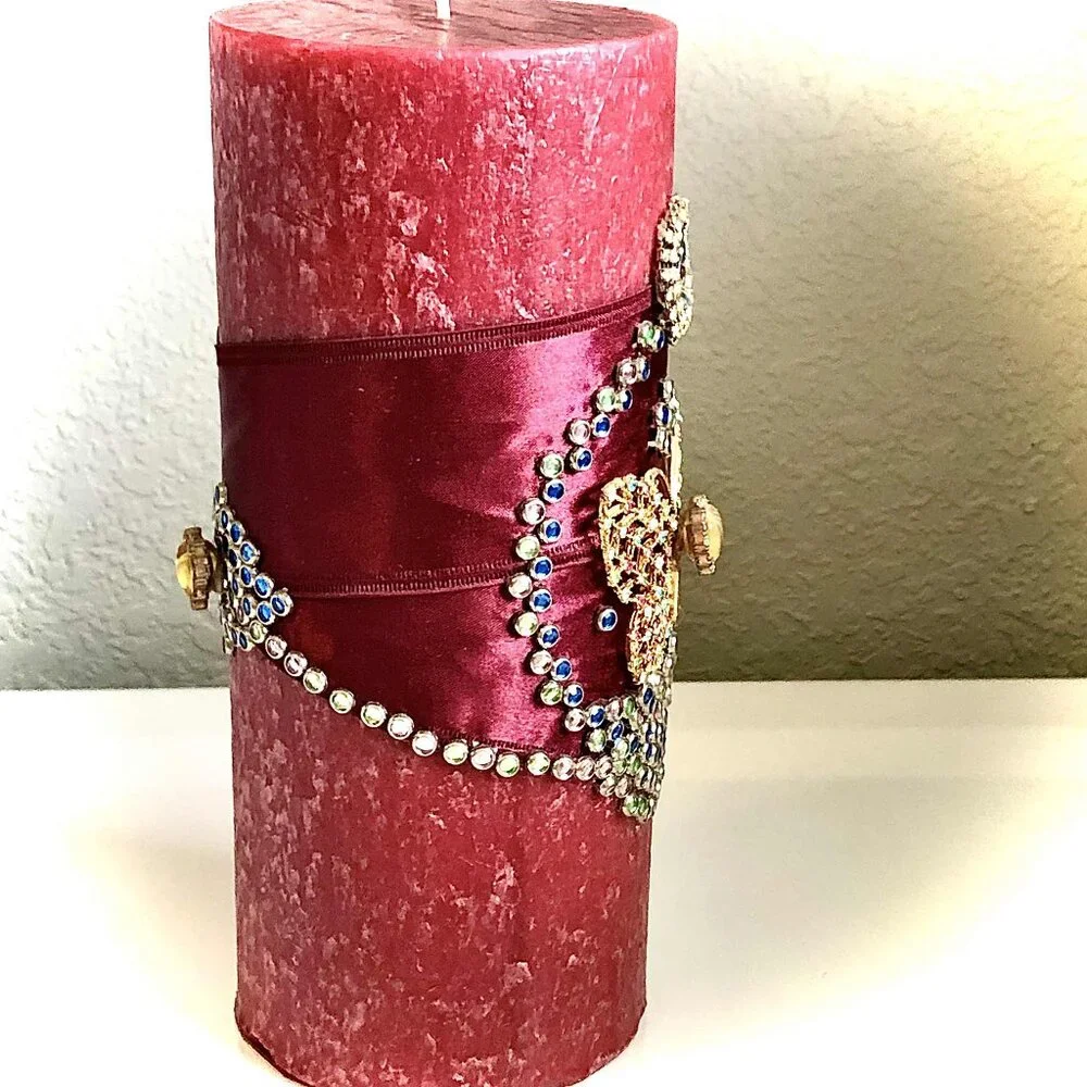 NWT ALEXANDRA'S ACCENTS Designer Art Hand Decorated Jeweled Pillar Candle 4x9